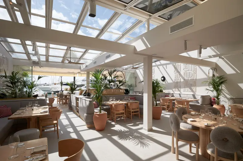 Leone – puerto banus